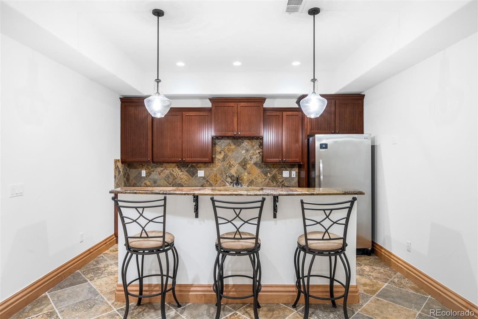MLS Image #30 for 2546 s adams street,denver, Colorado