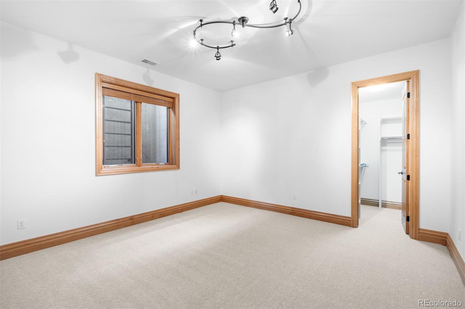 MLS Image #32 for 2546 s adams street,denver, Colorado