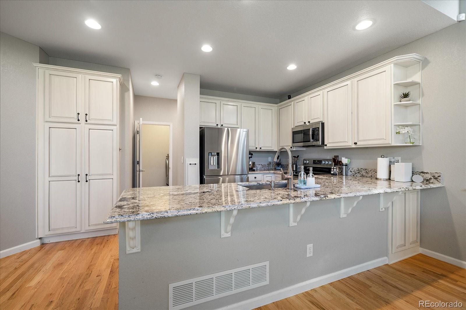 MLS Image #12 for 8439  devinney court,arvada, Colorado