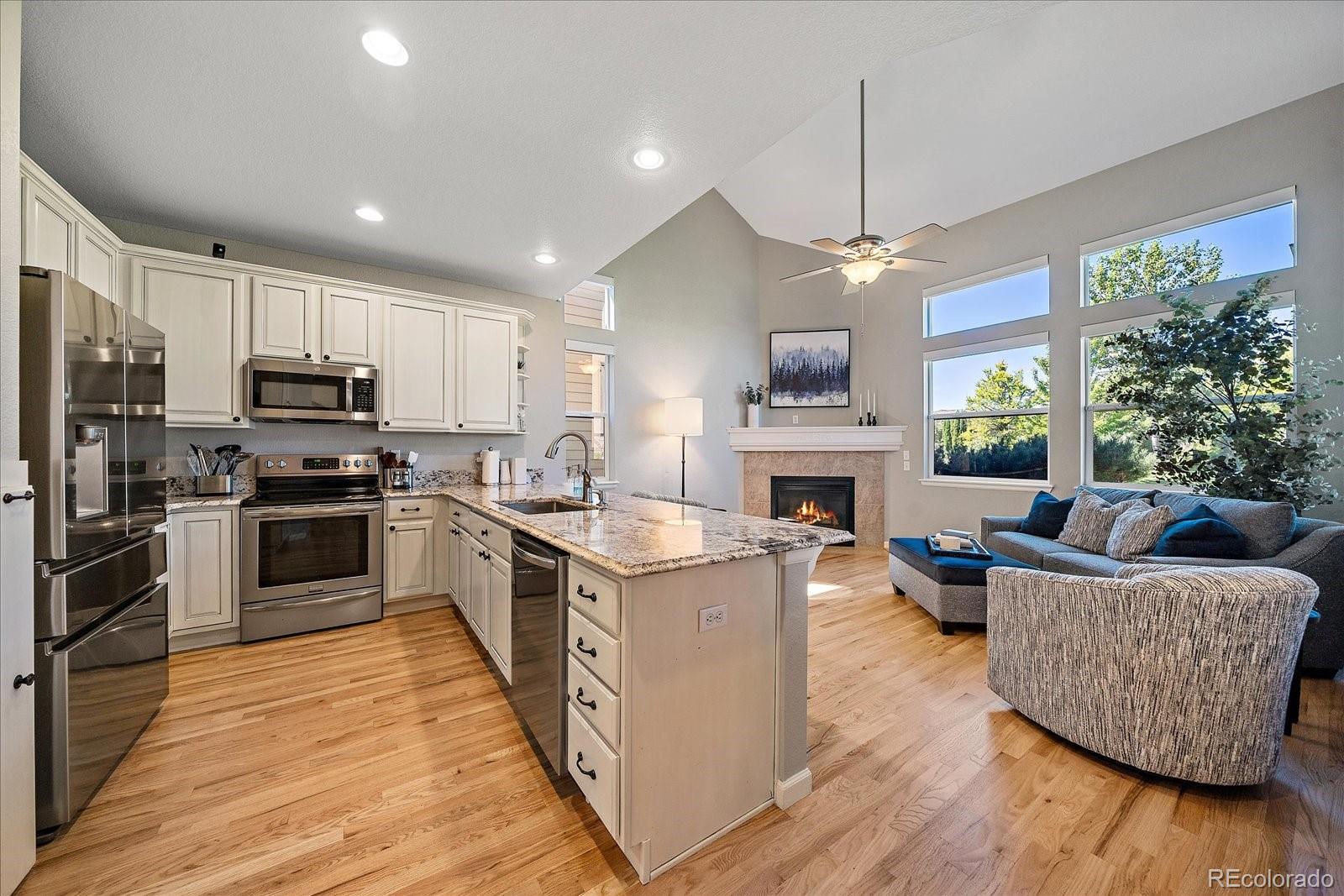 MLS Image #7 for 8439  devinney court,arvada, Colorado