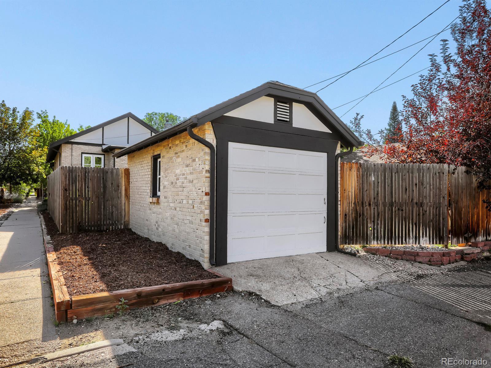MLS Image #31 for 1901 s sherman street,denver, Colorado