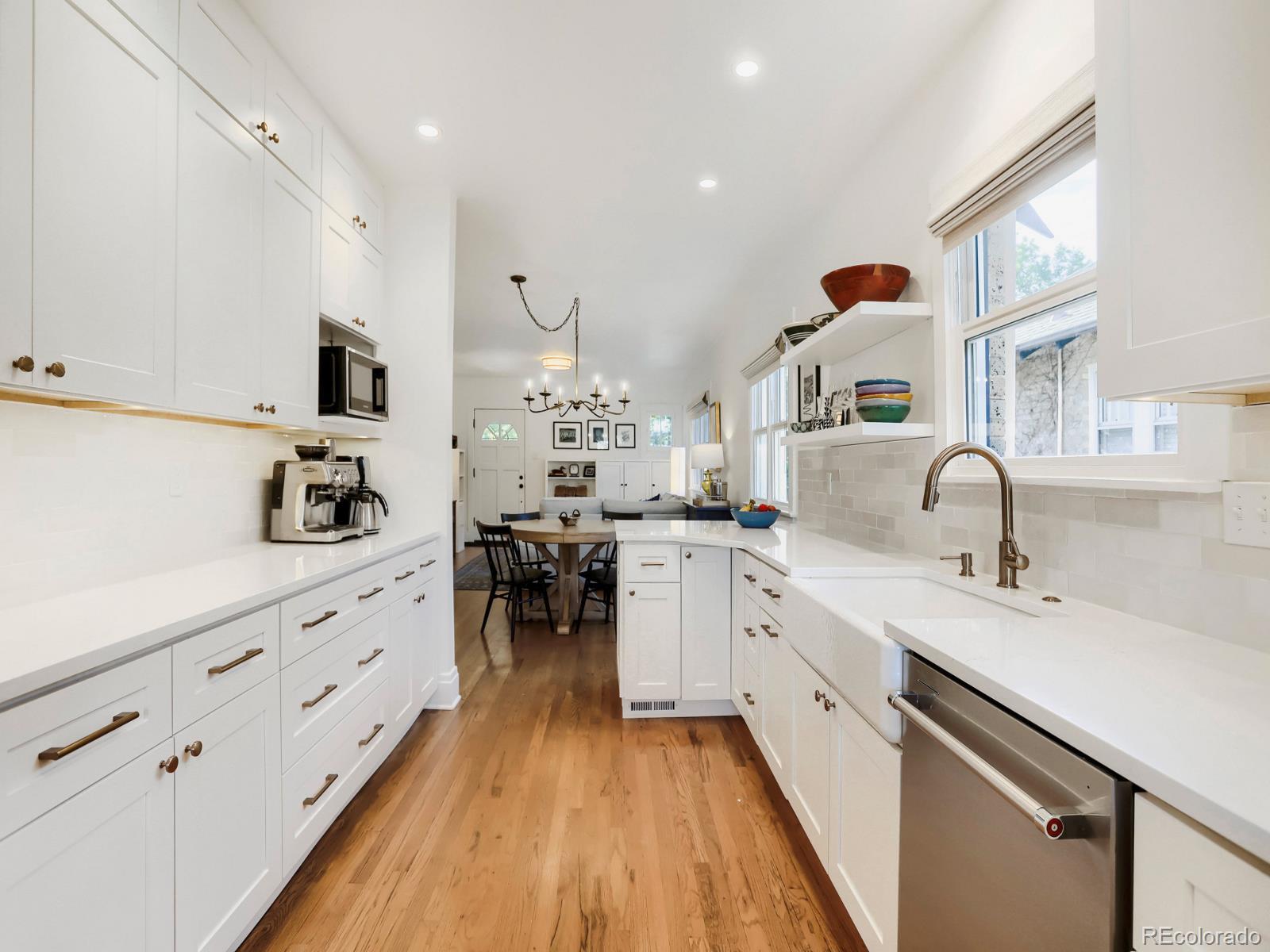 MLS Image #9 for 1901 s sherman street,denver, Colorado