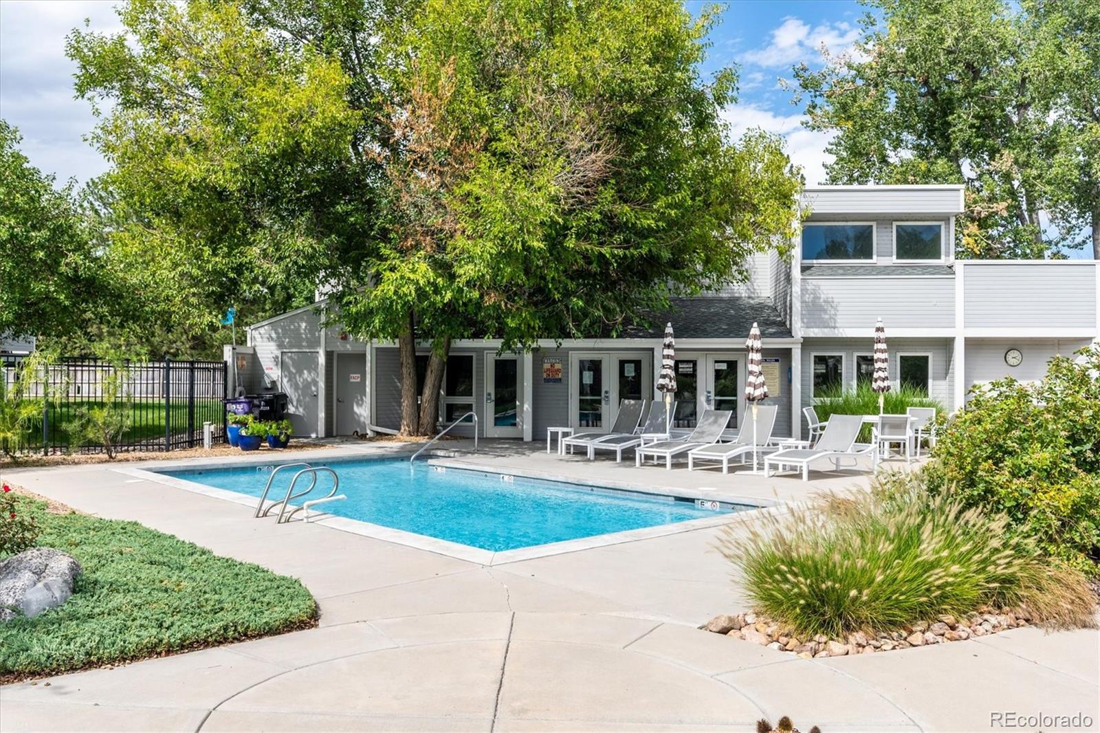 MLS Image #36 for 9200 e cherry creek south drive,denver, Colorado