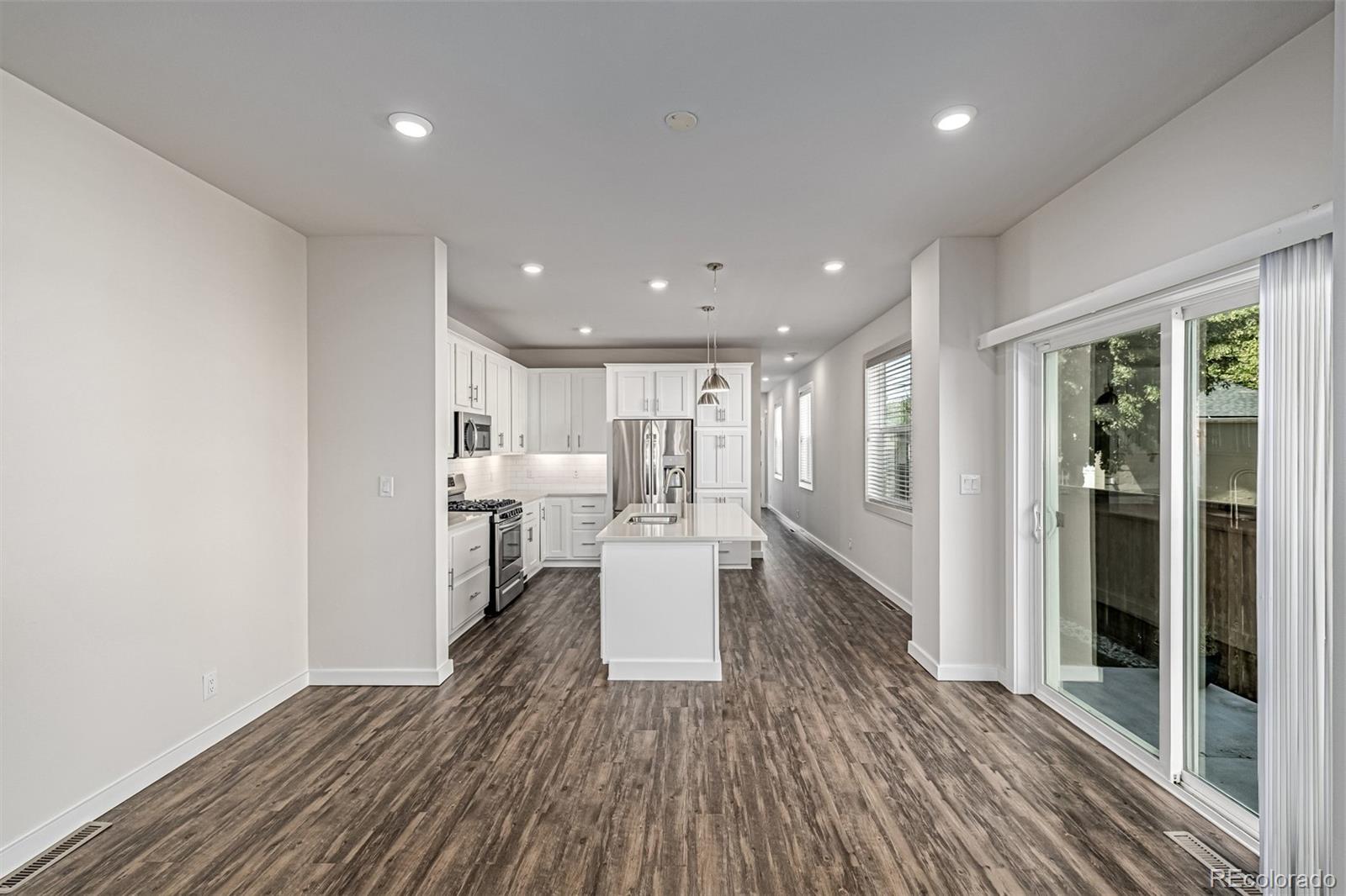 MLS Image #8 for 2864 s delaware street,englewood, Colorado