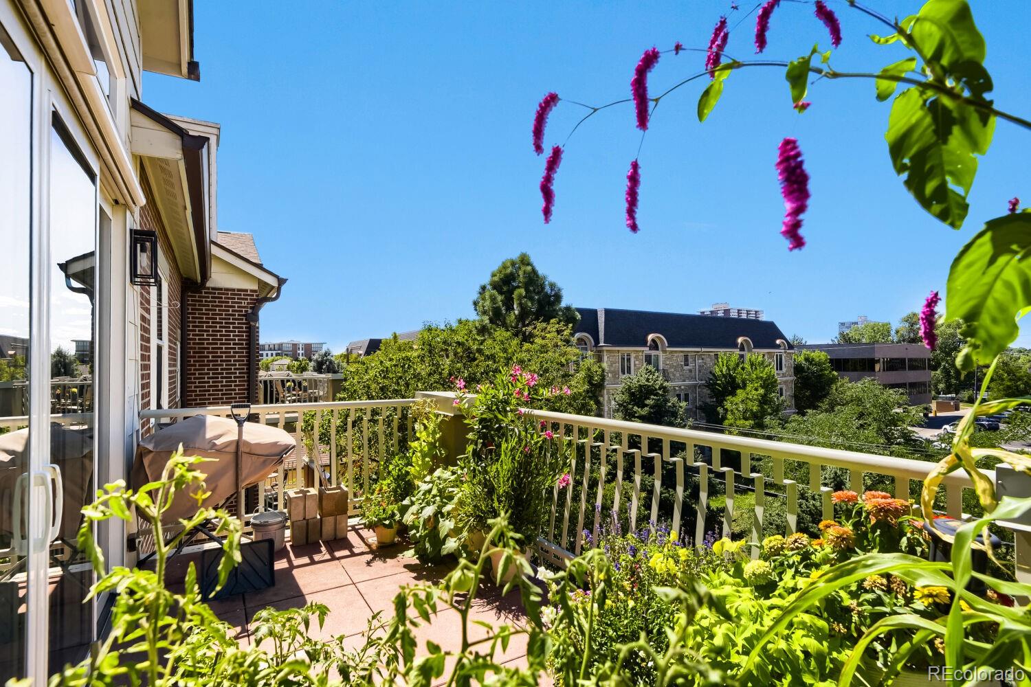 MLS Image #10 for 111 s monroe street,denver, Colorado