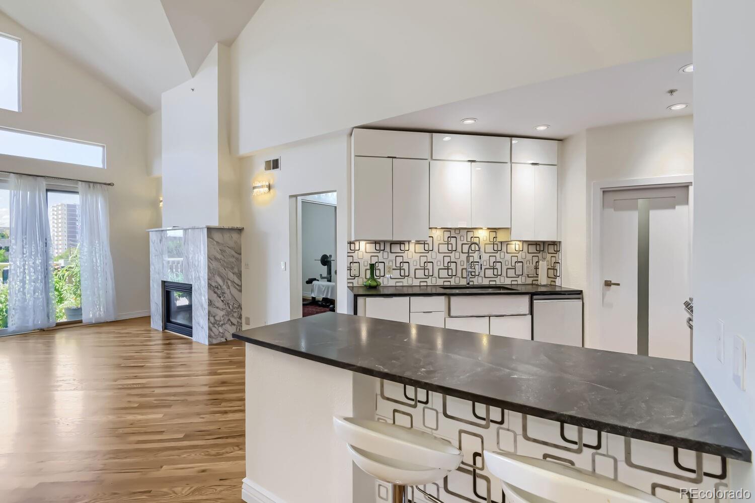 MLS Image #6 for 111 s monroe street,denver, Colorado