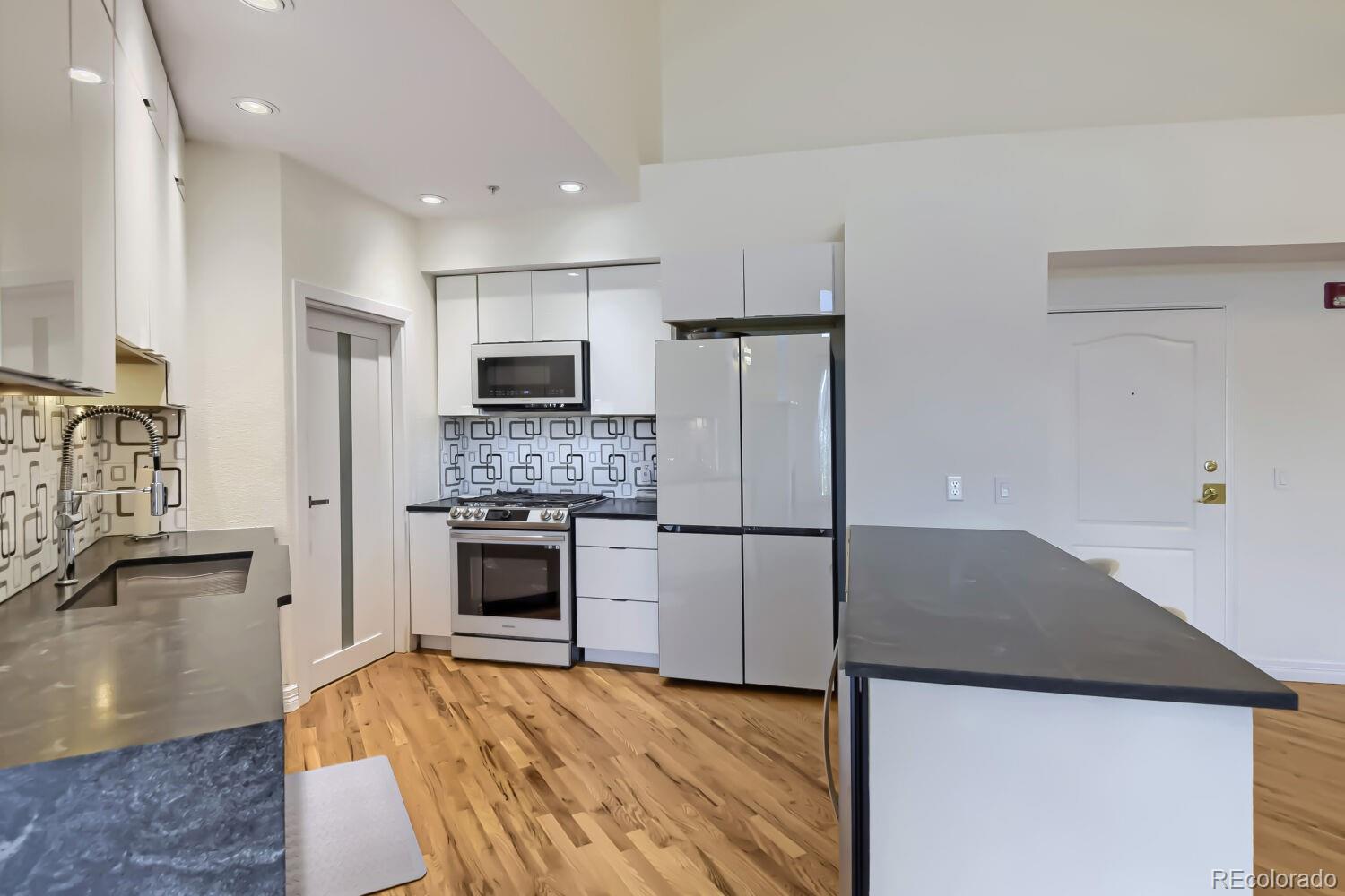 MLS Image #8 for 111 s monroe street,denver, Colorado