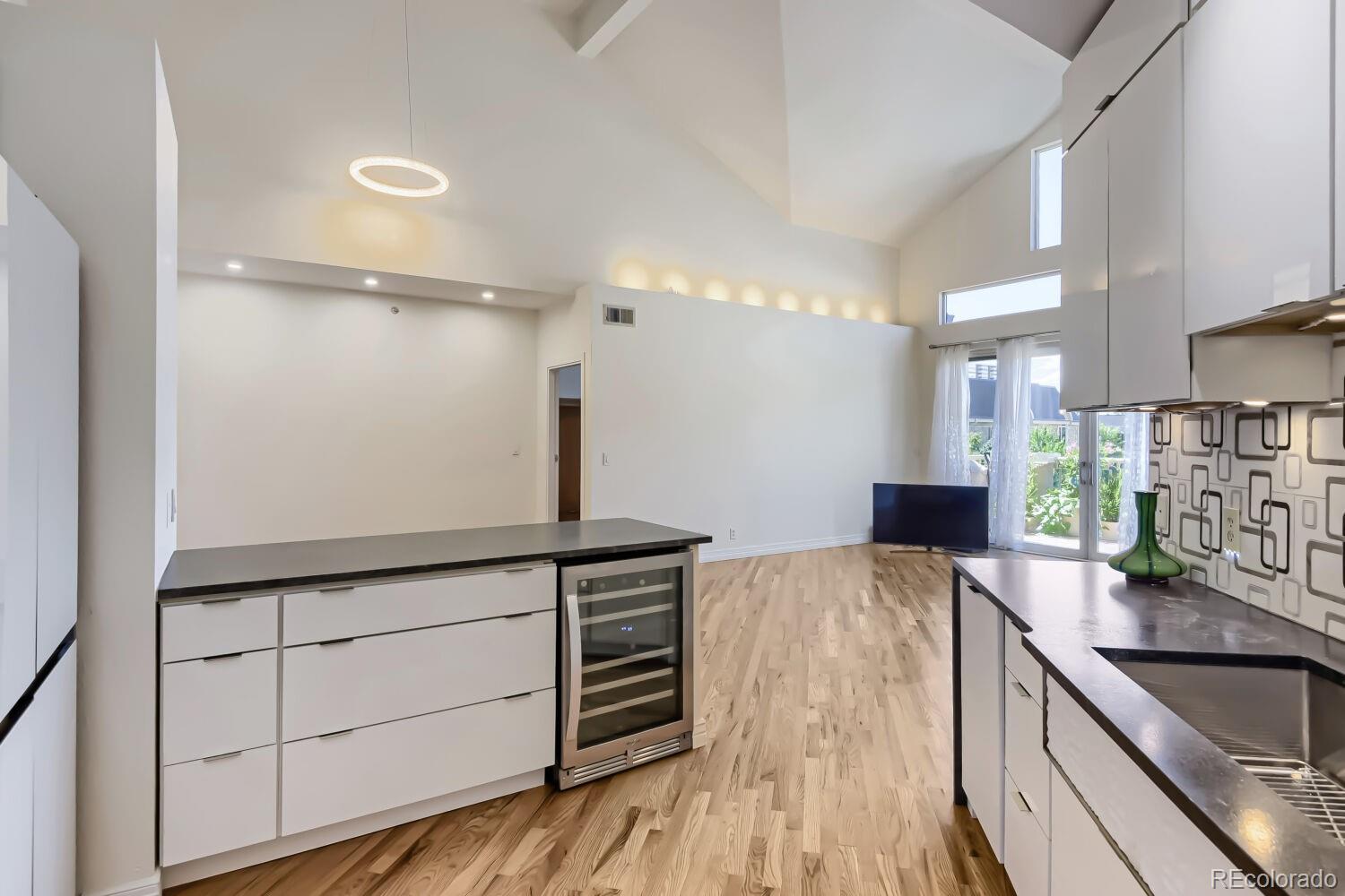 MLS Image #9 for 111 s monroe street,denver, Colorado