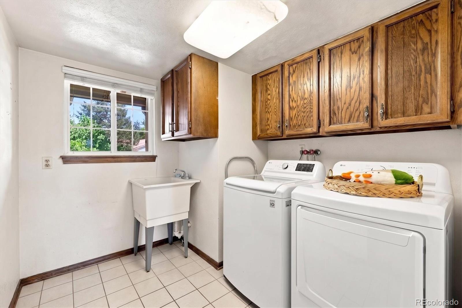 MLS Image #16 for 7631 s bemis street,littleton, Colorado