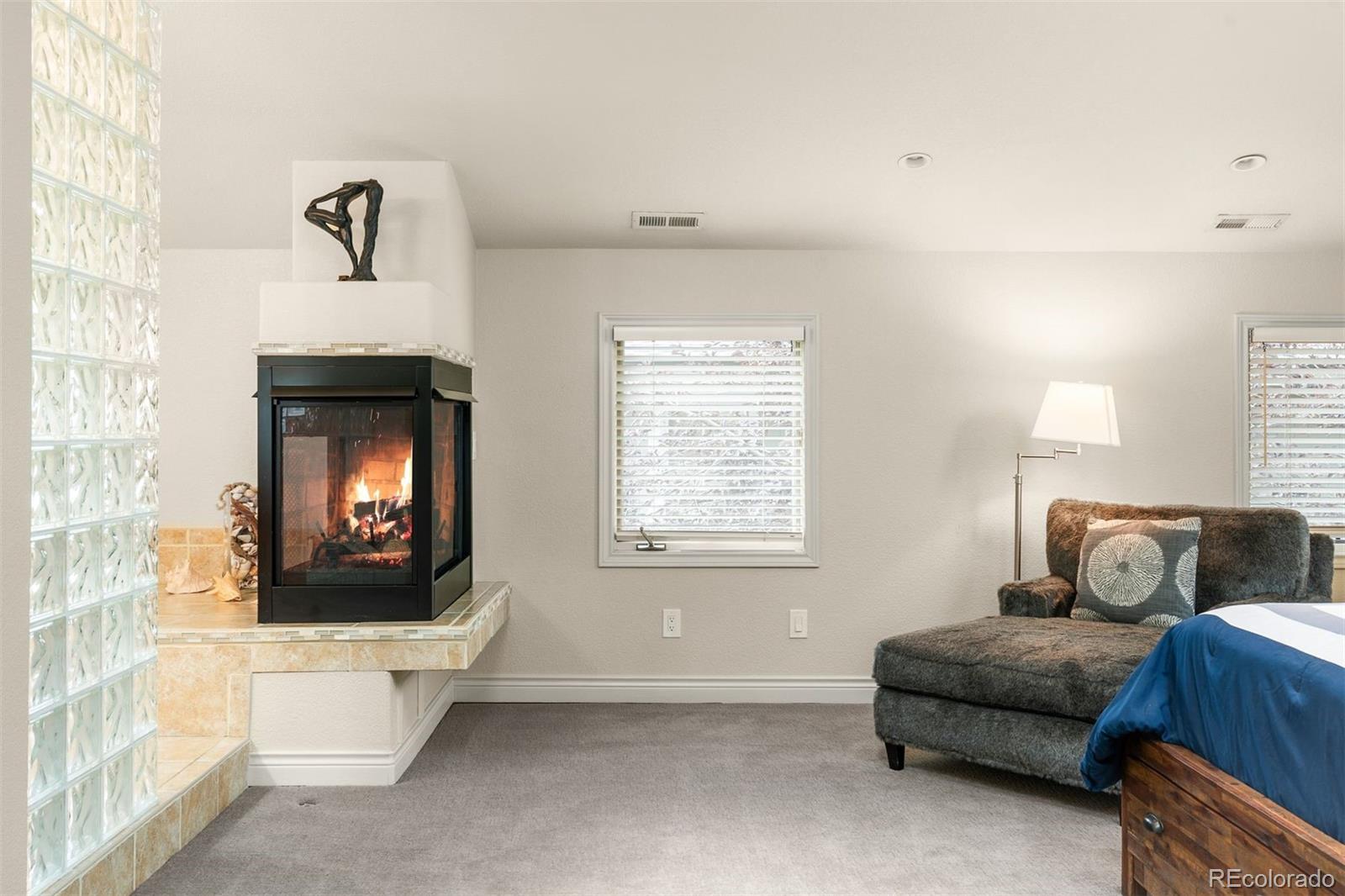 MLS Image #25 for 960 s high street,denver, Colorado
