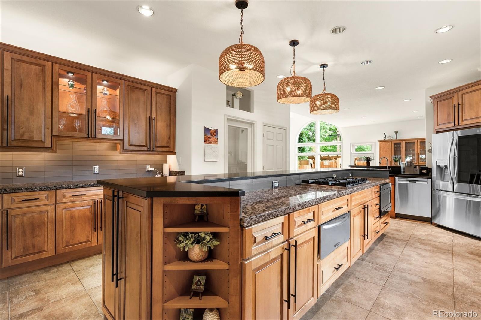 MLS Image #5 for 960 s high street,denver, Colorado
