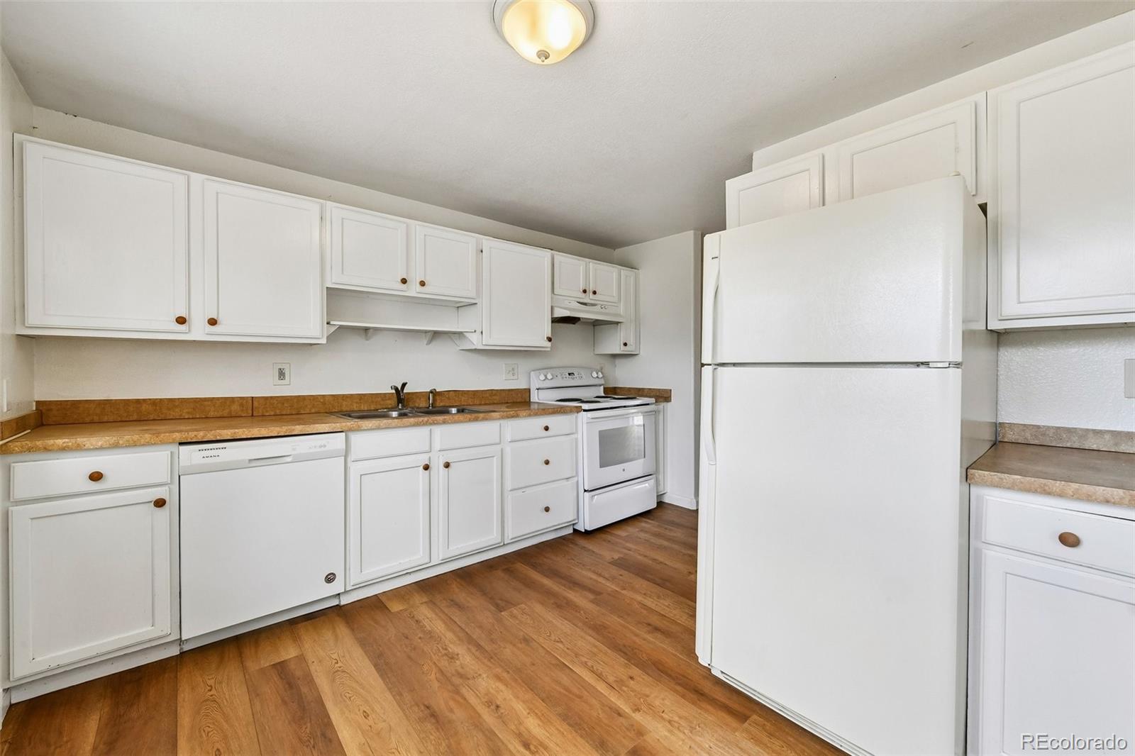 MLS Image #10 for 729  havana street,aurora, Colorado