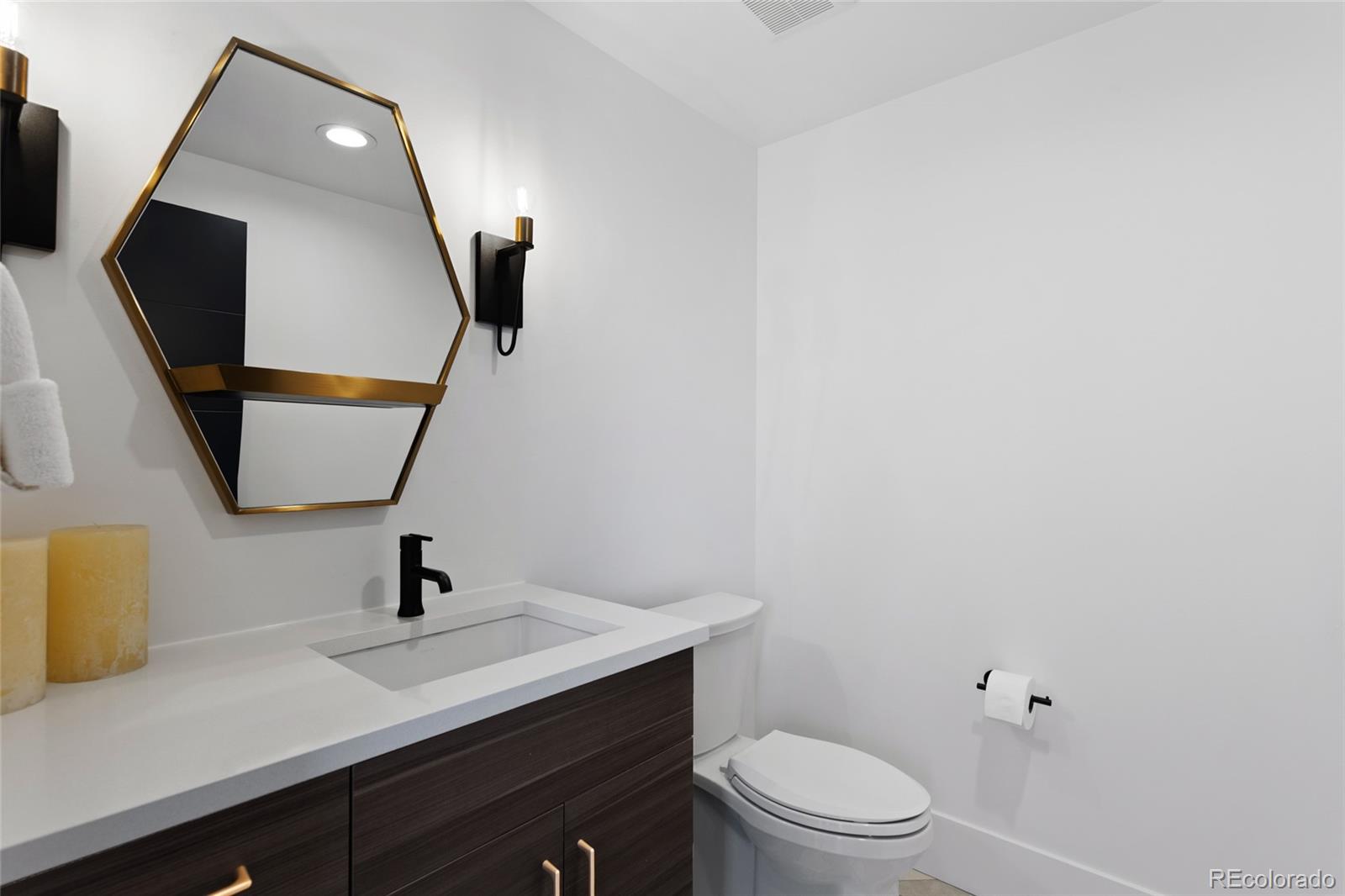 MLS Image #26 for 1035 s columbine street,denver, Colorado