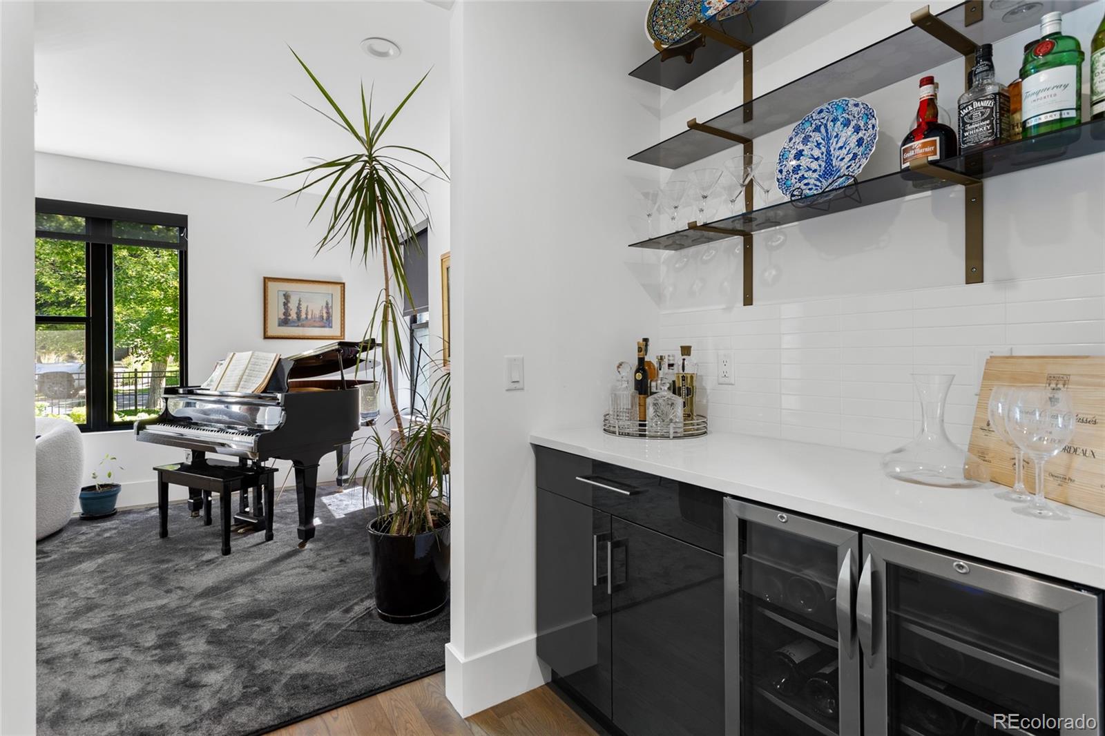 MLS Image #4 for 1035 s columbine street,denver, Colorado