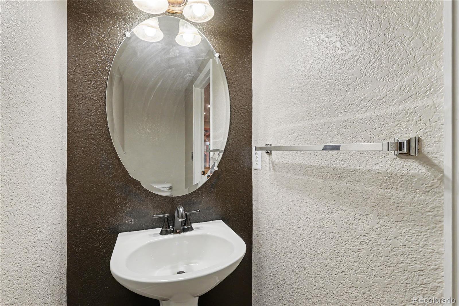 MLS Image #13 for 1242 e 100th place,thornton, Colorado