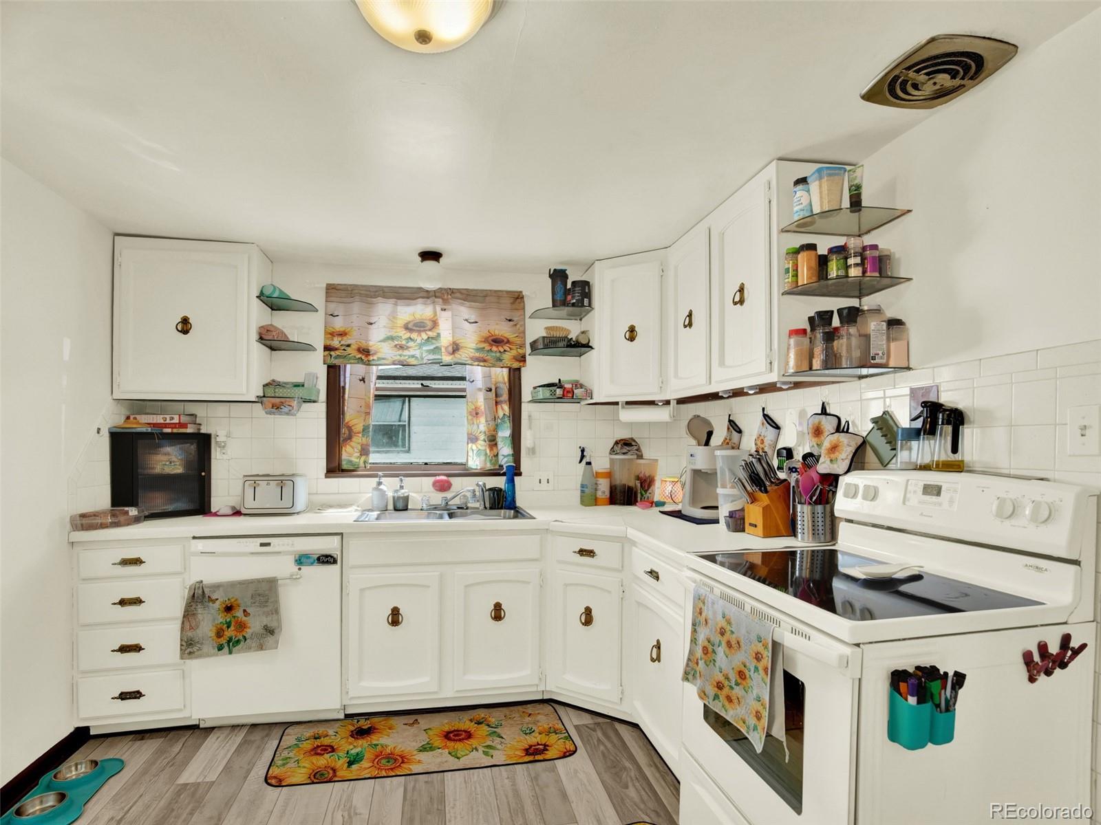 MLS Image #6 for 520  euclid street,fort morgan, Colorado