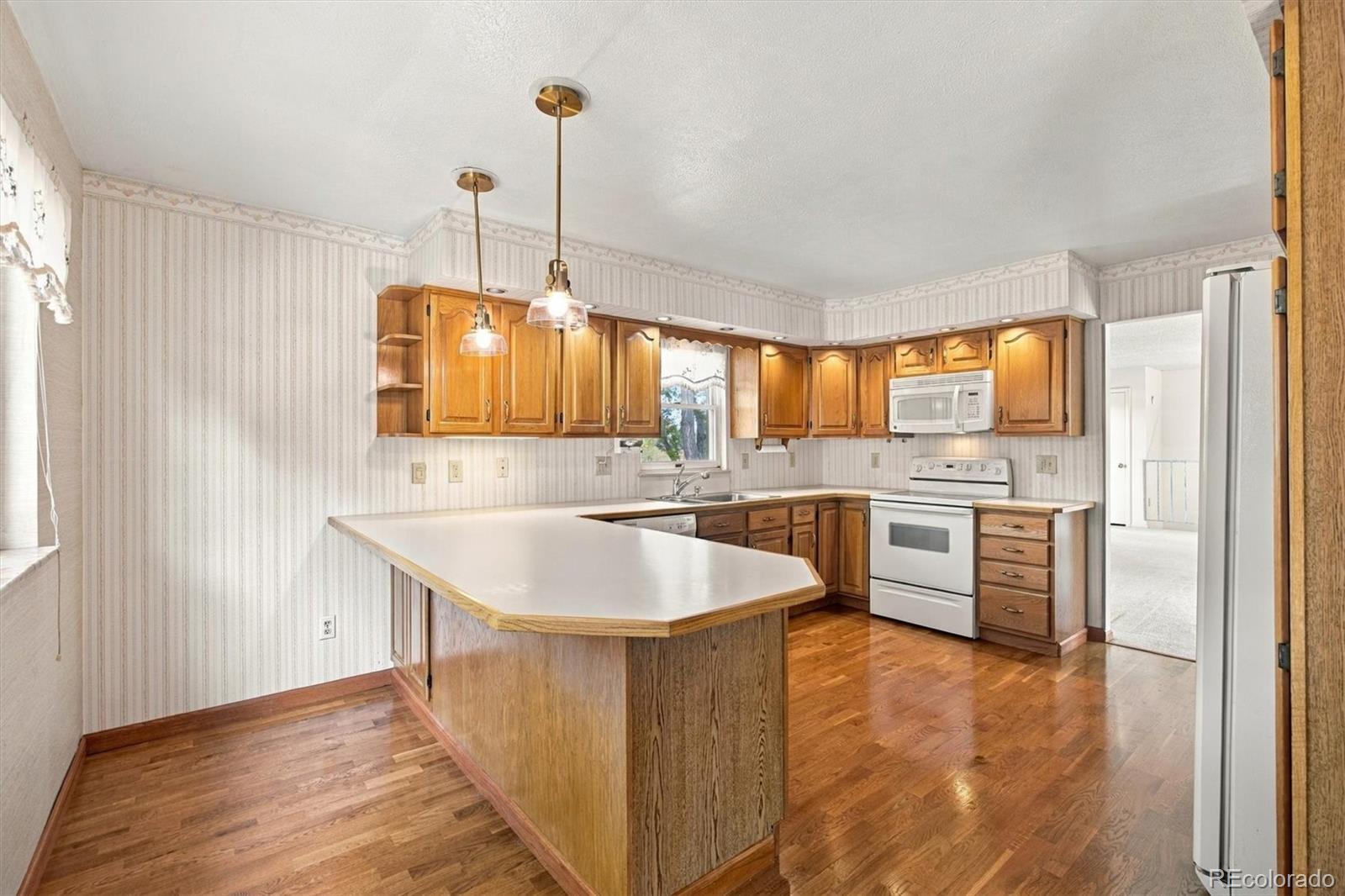 MLS Image #11 for 15981 w 56th place,golden, Colorado