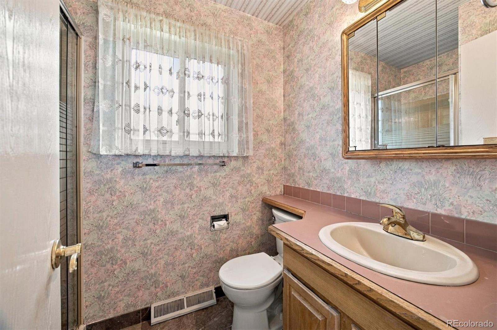 MLS Image #16 for 15981 w 56th place,golden, Colorado