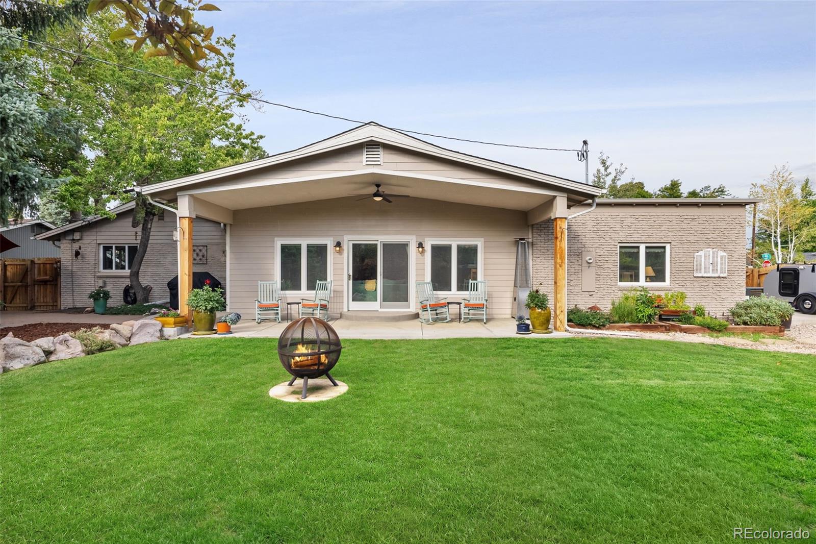 MLS Image #40 for 3804 s elm street,denver, Colorado
