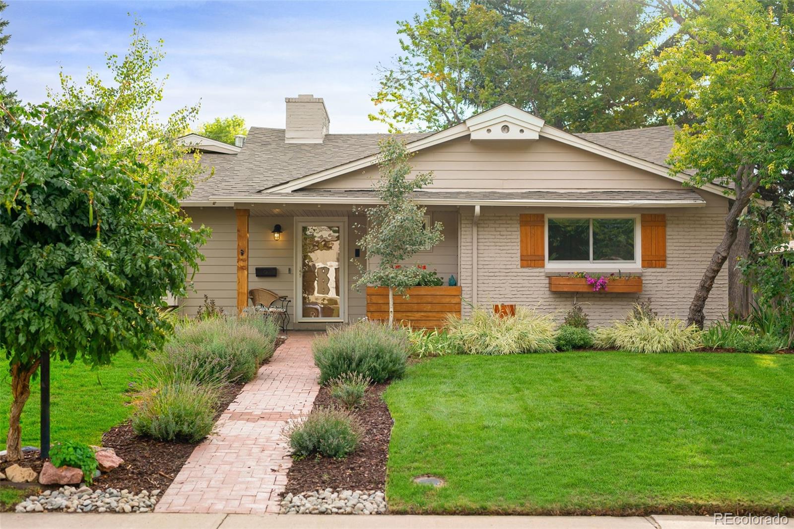 MLS Image #6 for 3804 s elm street,denver, Colorado