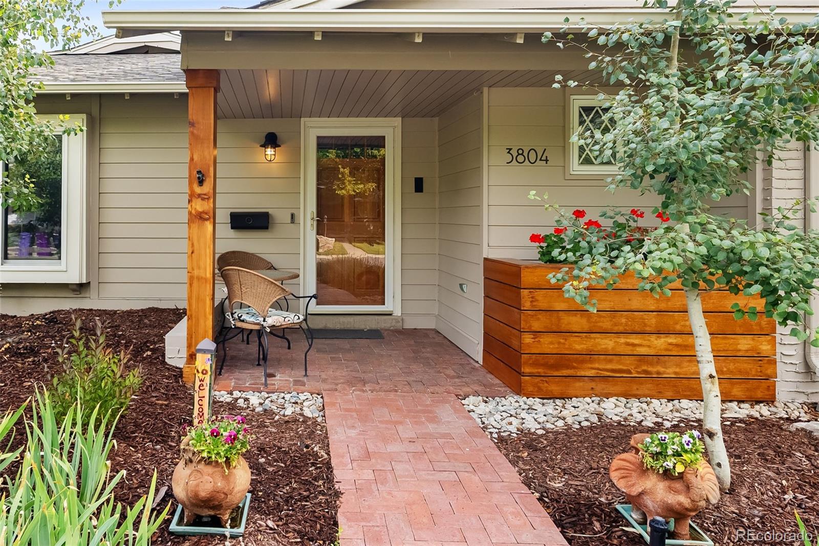 MLS Image #7 for 3804 s elm street,denver, Colorado