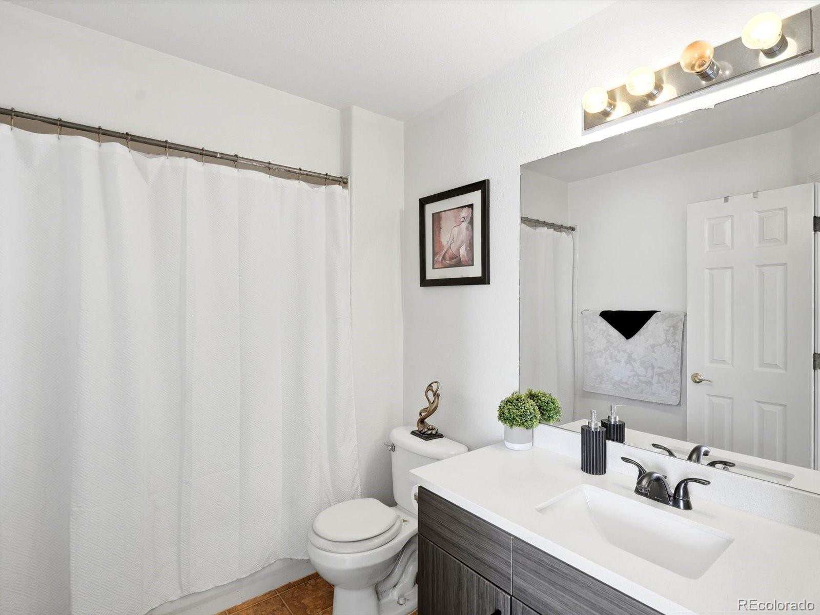 MLS Image #31 for 5061  elkhart street,denver, Colorado