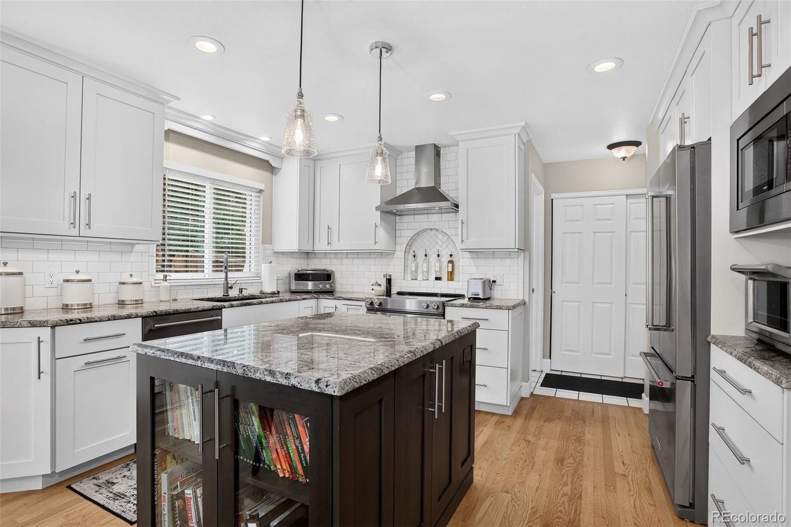 MLS Image #5 for 1614  brookside drive,highlands ranch, Colorado