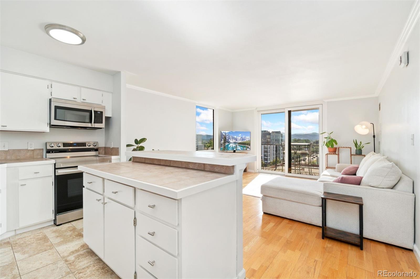 MLS Image #4 for 1301  speer boulevard 701,denver, Colorado
