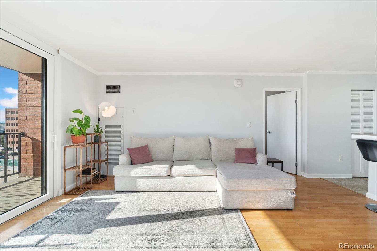 MLS Image #9 for 1301  speer boulevard 701,denver, Colorado