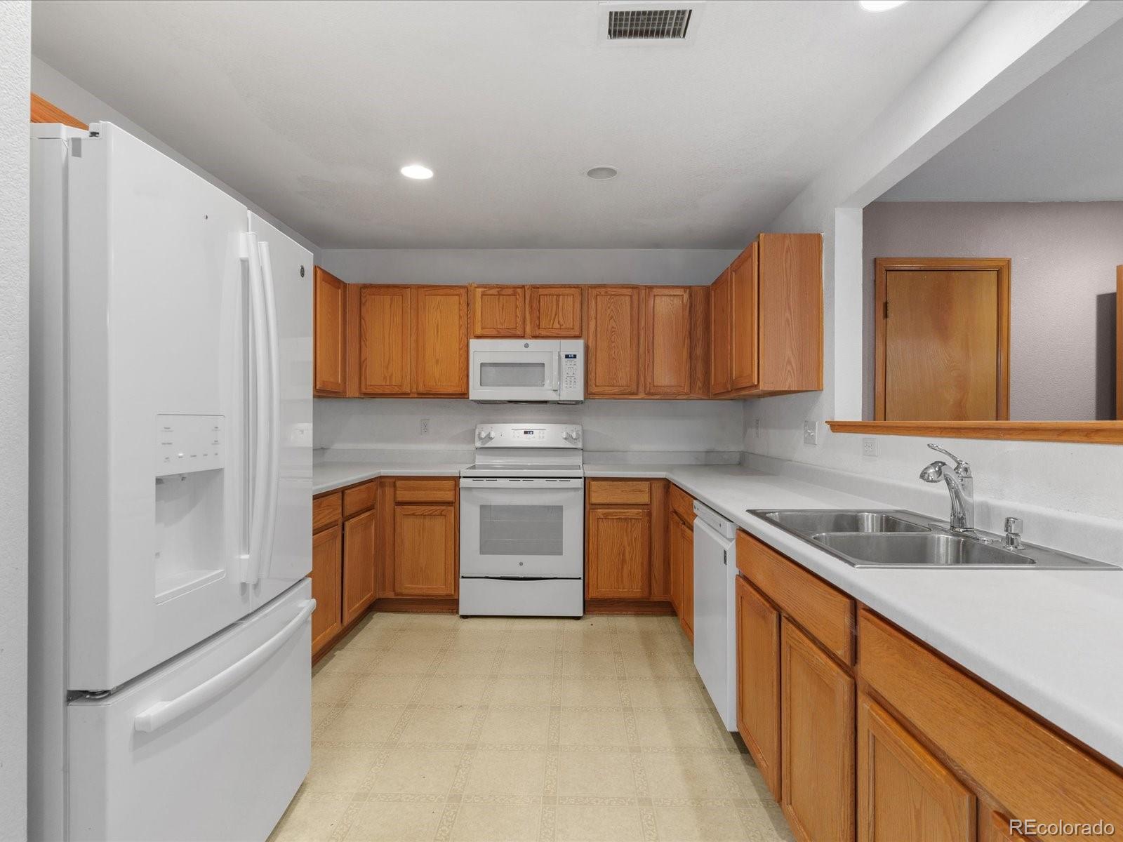 MLS Image #7 for 9371  garfield street,thornton, Colorado