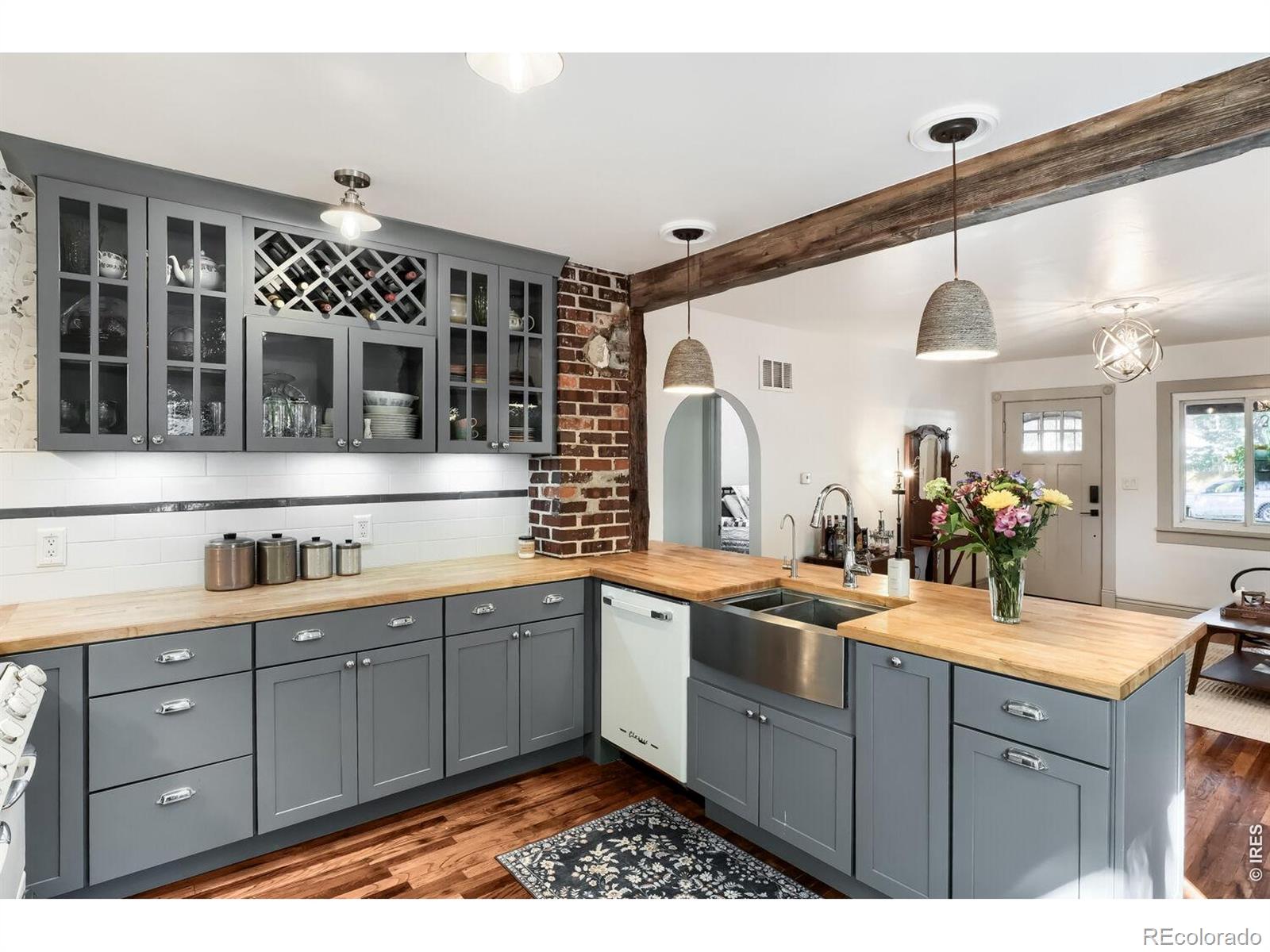 MLS Image #7 for 5341  primrose lane,denver, Colorado