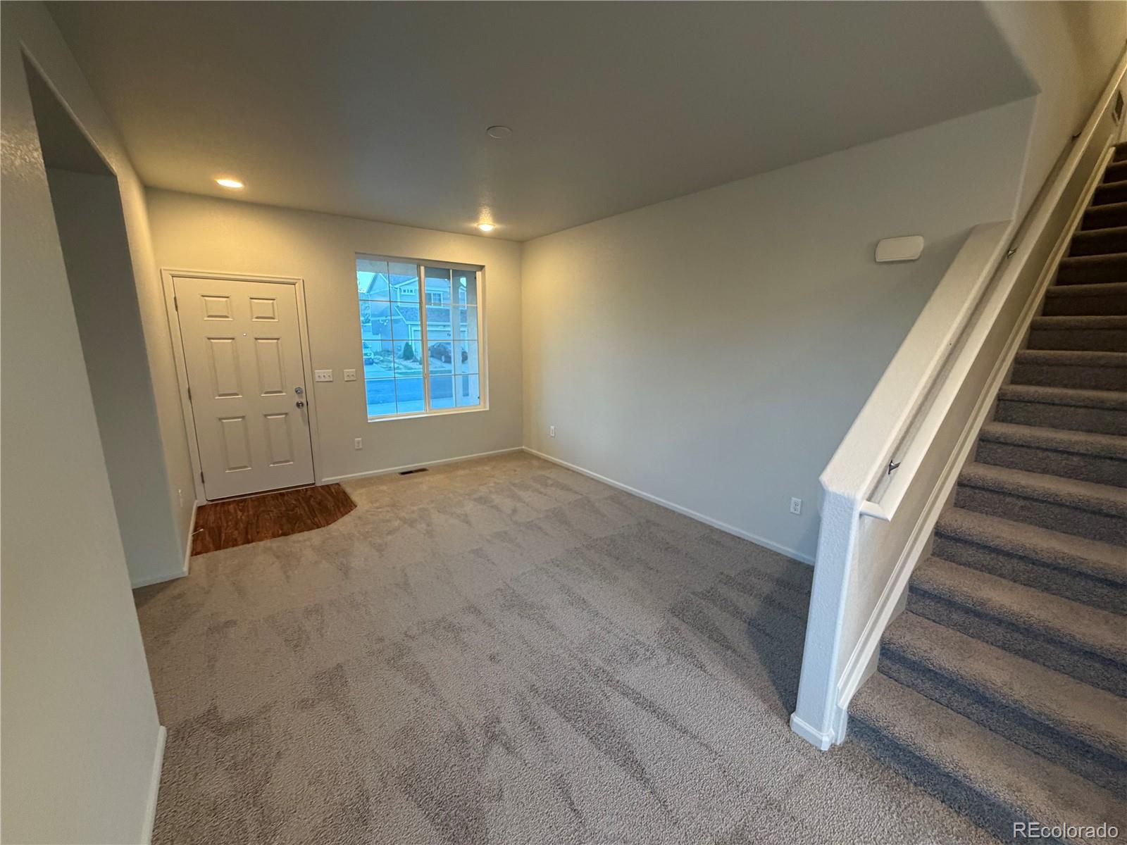 MLS Image #10 for 5573  killarney court,denver, Colorado