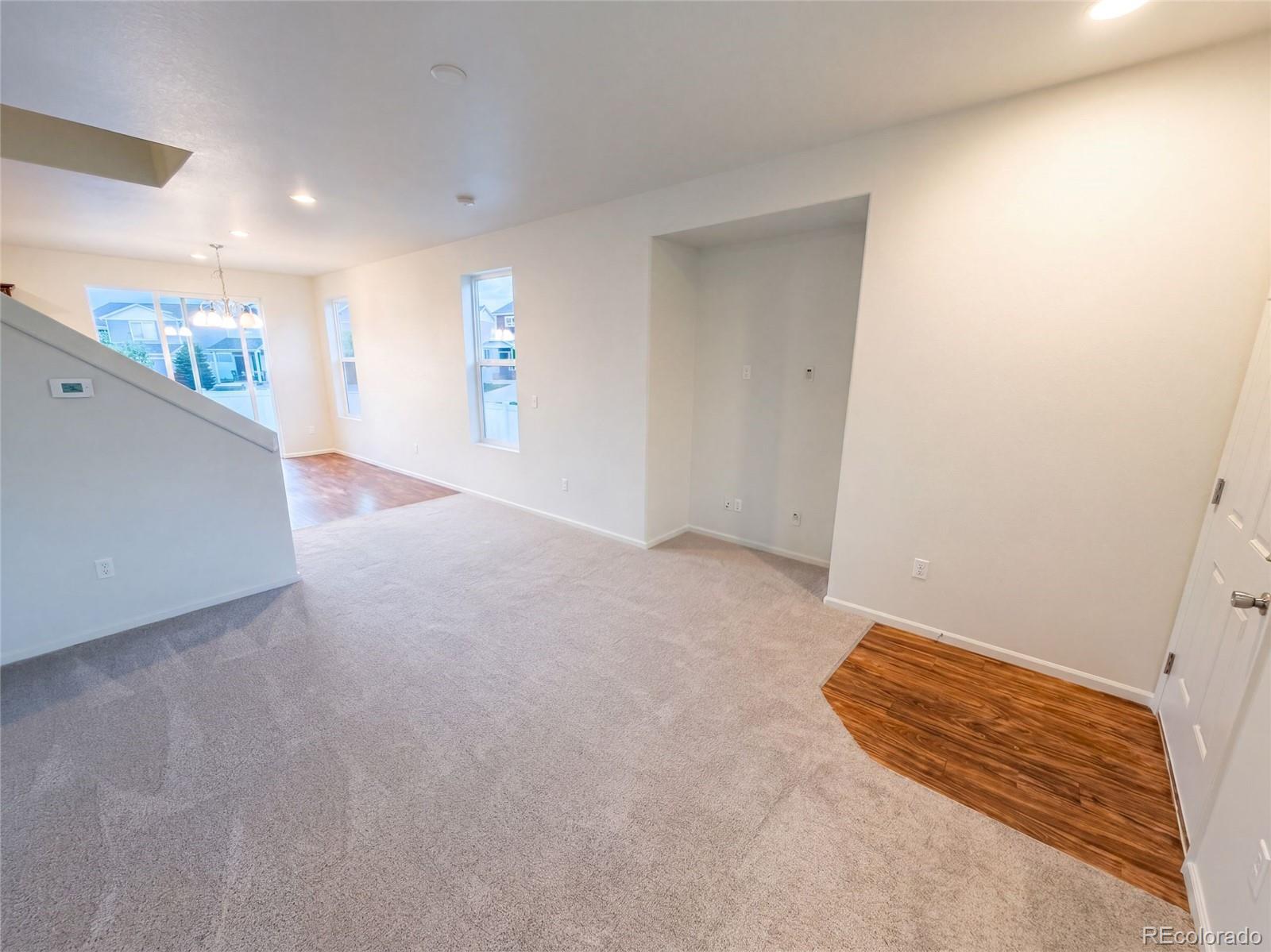 MLS Image #11 for 5573  killarney court,denver, Colorado