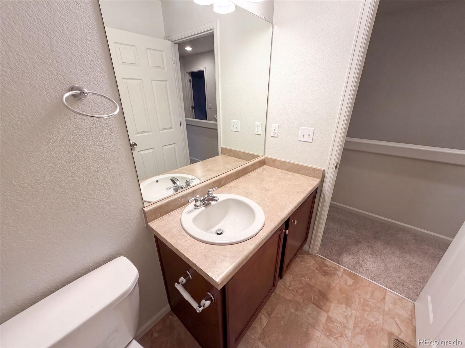 MLS Image #21 for 5573  killarney court,denver, Colorado