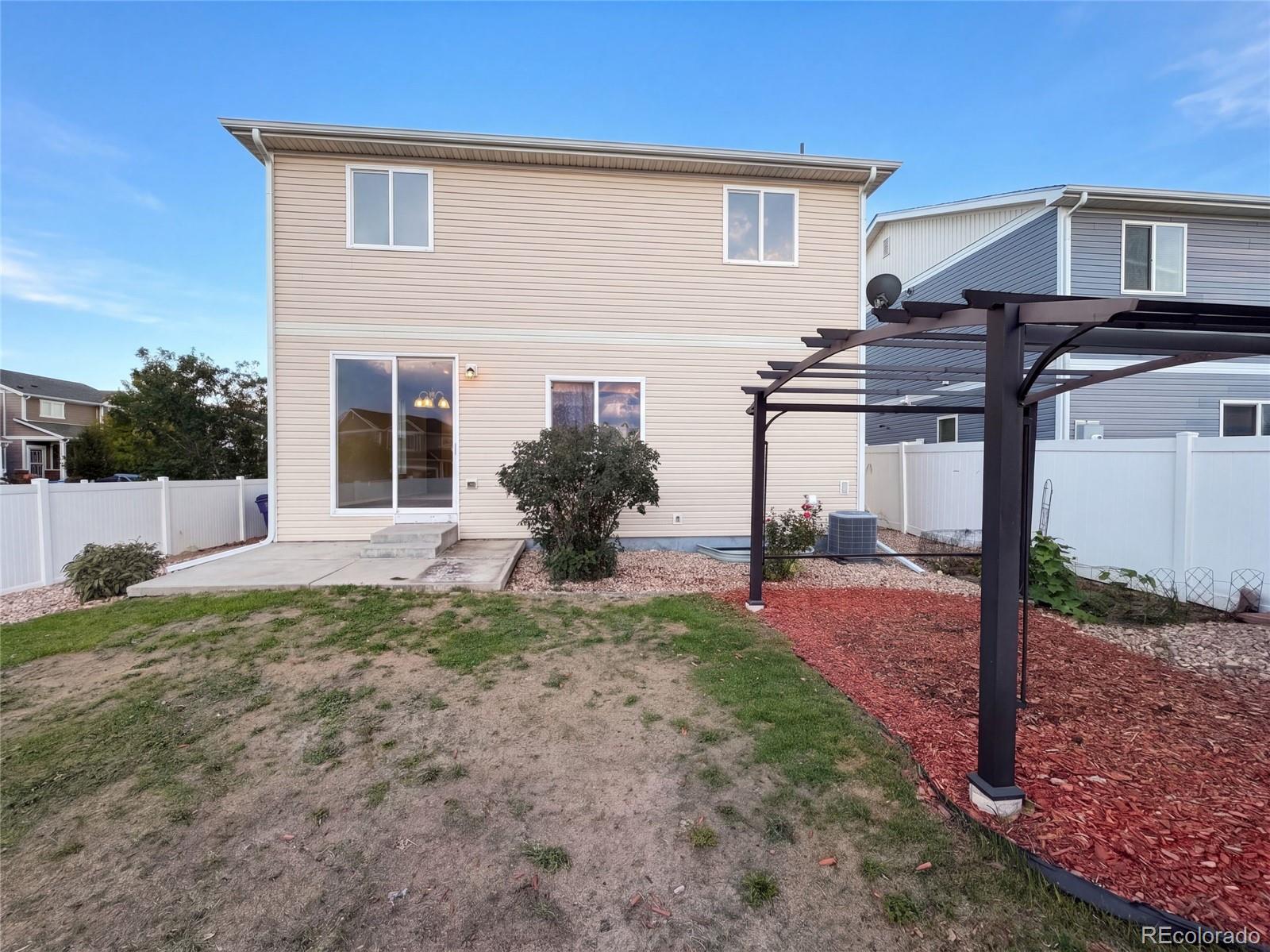 MLS Image #4 for 5573  killarney court,denver, Colorado
