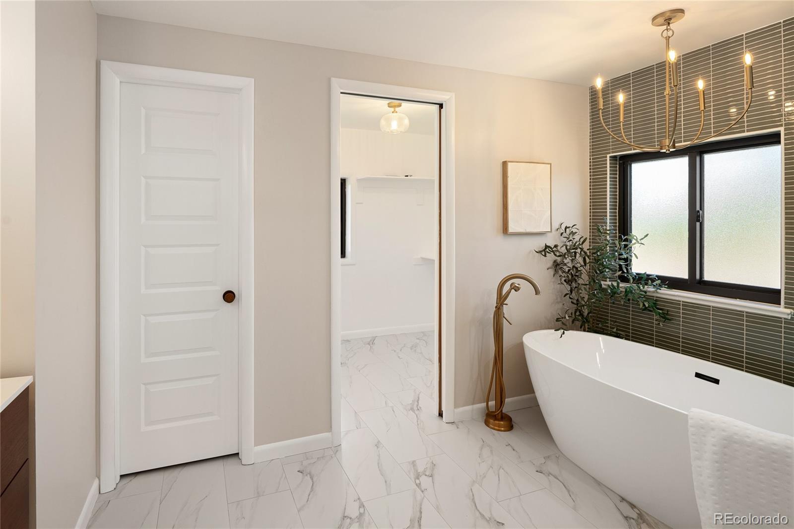 MLS Image #28 for 2150 n monaco street parkway,denver, Colorado