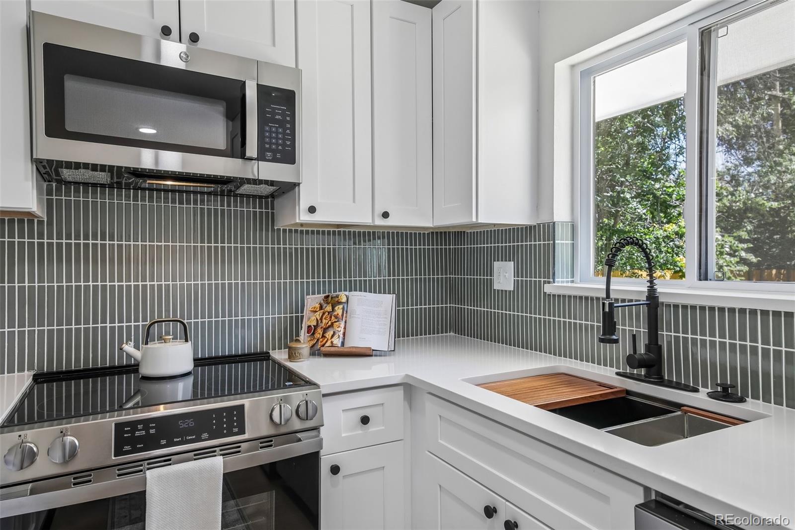 MLS Image #13 for 1160 s glencoe street,denver, Colorado
