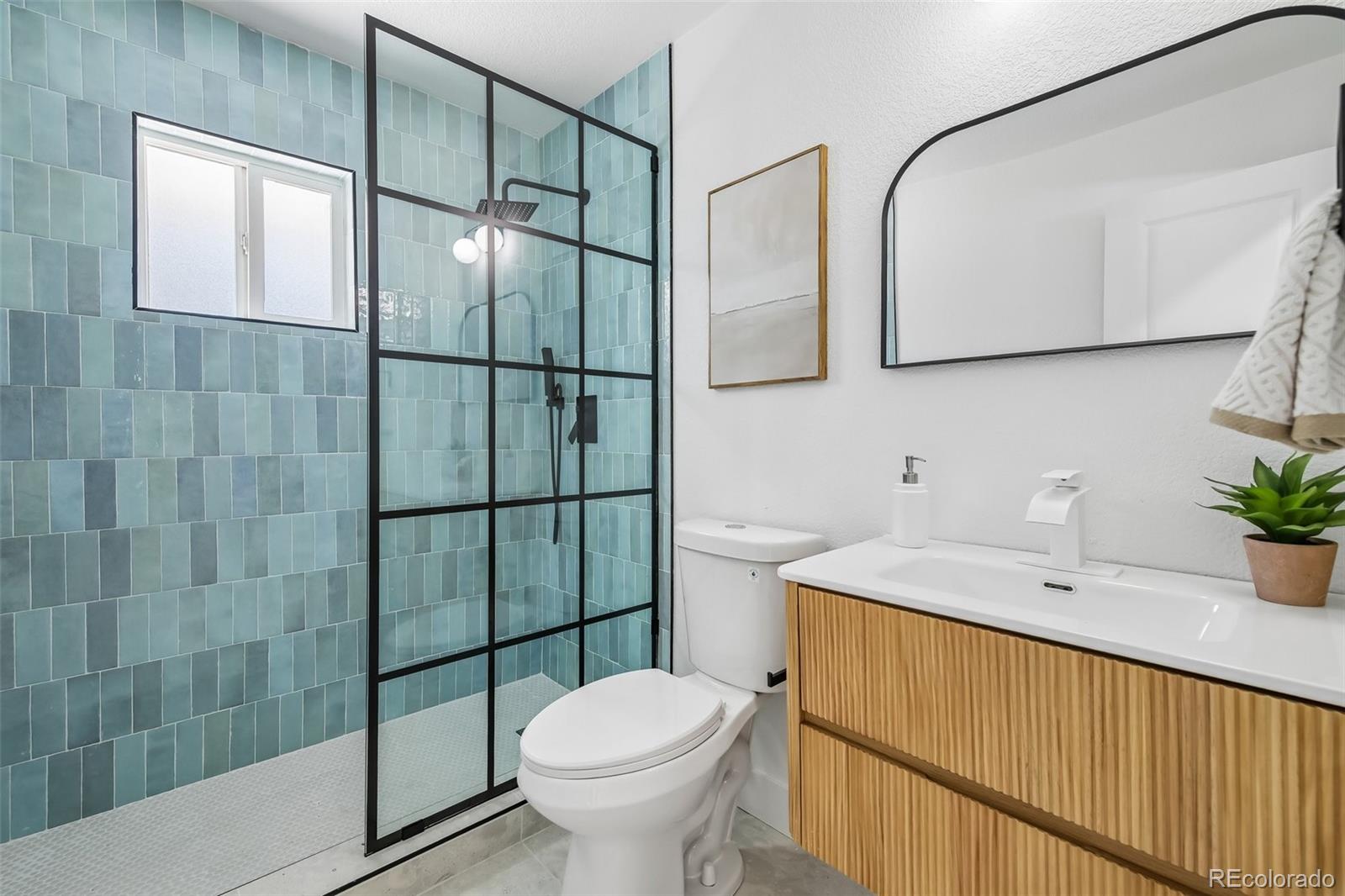 MLS Image #15 for 1160 s glencoe street,denver, Colorado