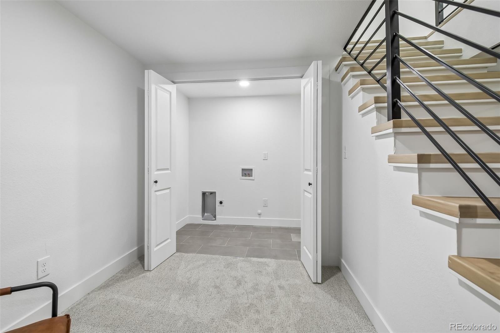 MLS Image #24 for 1160 s glencoe street,denver, Colorado