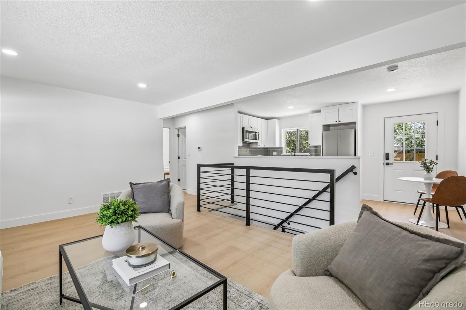 MLS Image #9 for 1160 s glencoe street,denver, Colorado