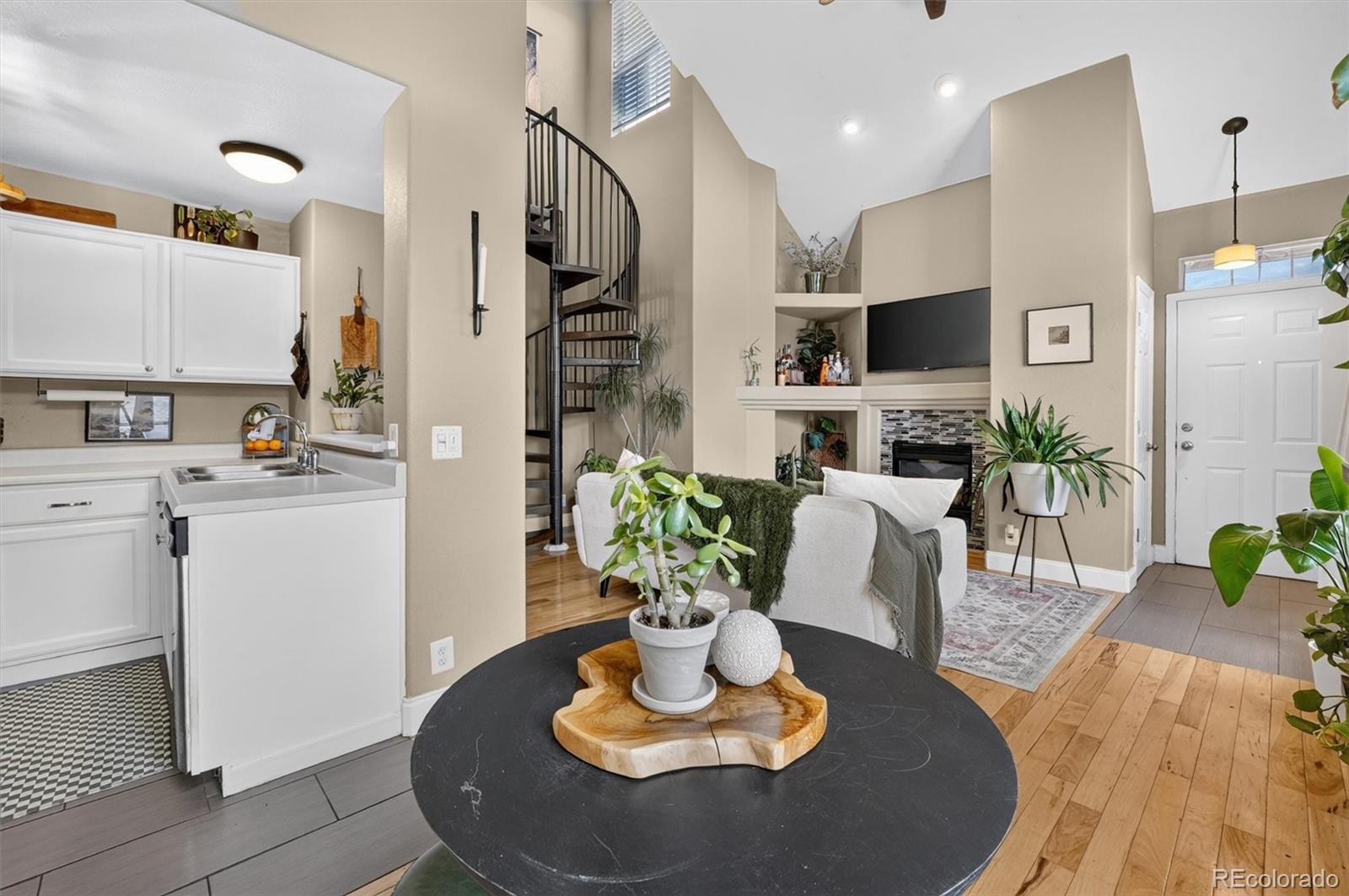 MLS Image #11 for 8377 s upham way 209,littleton, Colorado