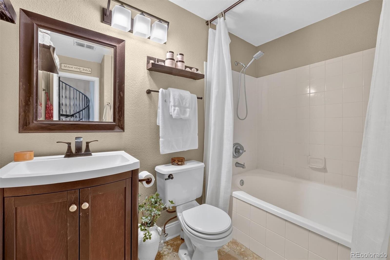 MLS Image #16 for 8377 s upham way 209,littleton, Colorado