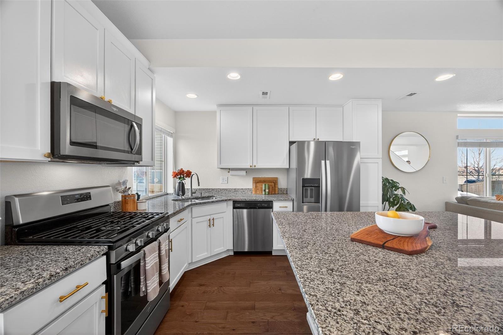 MLS Image #10 for 18163 e 104th way,commerce city, Colorado