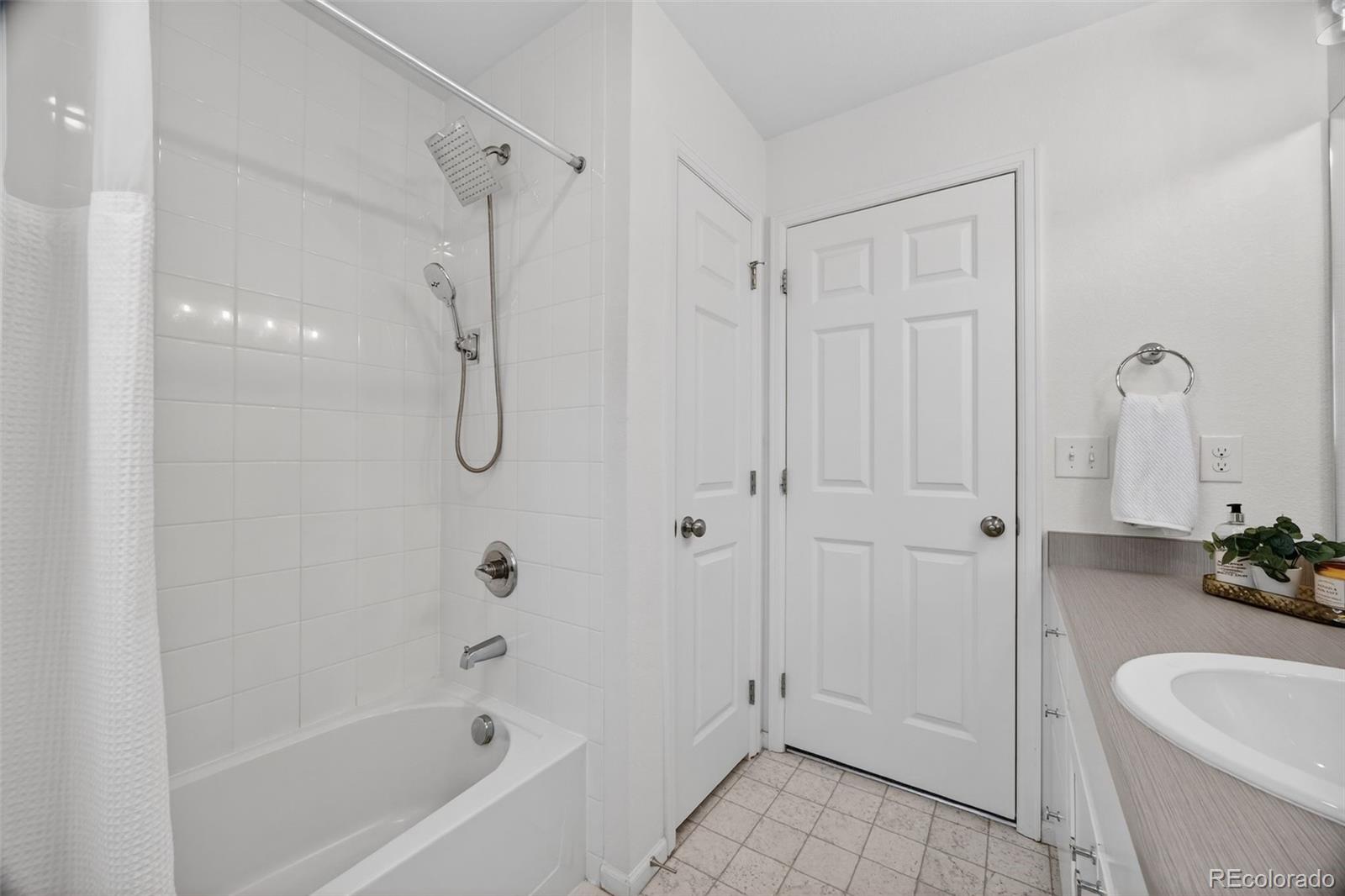 MLS Image #21 for 18163 e 104th way,commerce city, Colorado