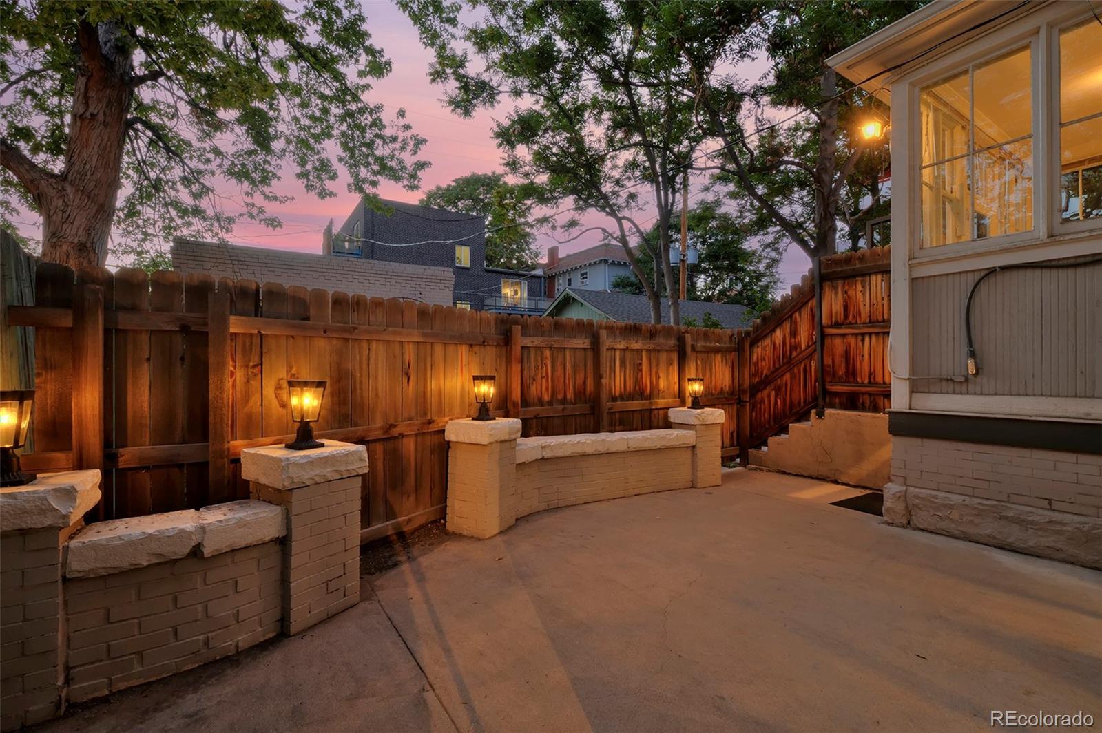 MLS Image #39 for 915 n clarkson street,denver, Colorado