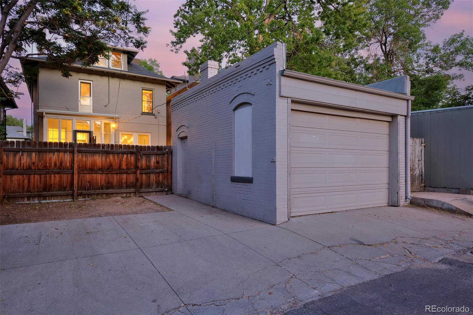 MLS Image #41 for 915 n clarkson street,denver, Colorado