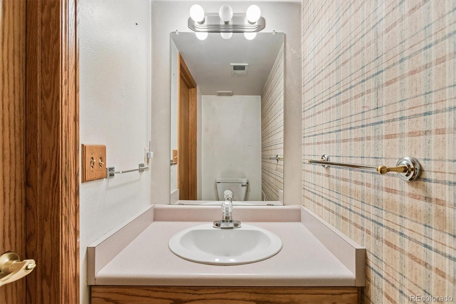 MLS Image #18 for 2031 s richfield street,aurora, Colorado