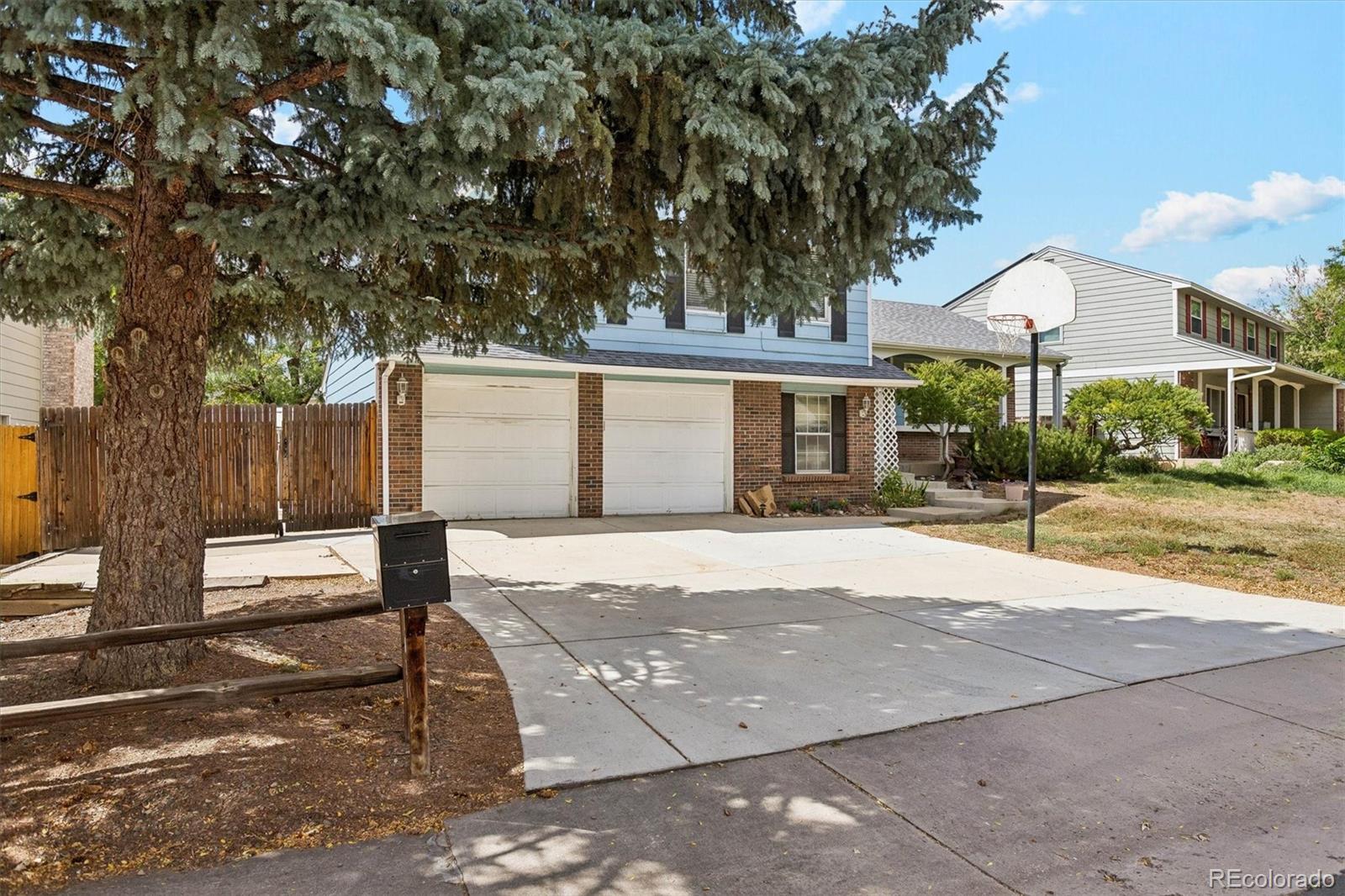 MLS Image #2 for 2031 s richfield street,aurora, Colorado