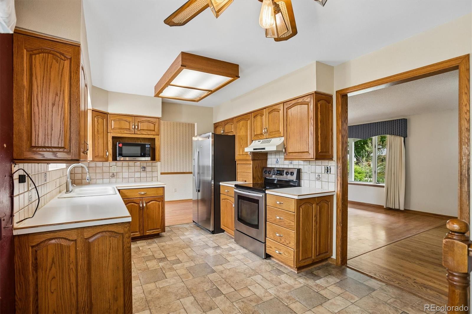MLS Image #8 for 2031 s richfield street,aurora, Colorado