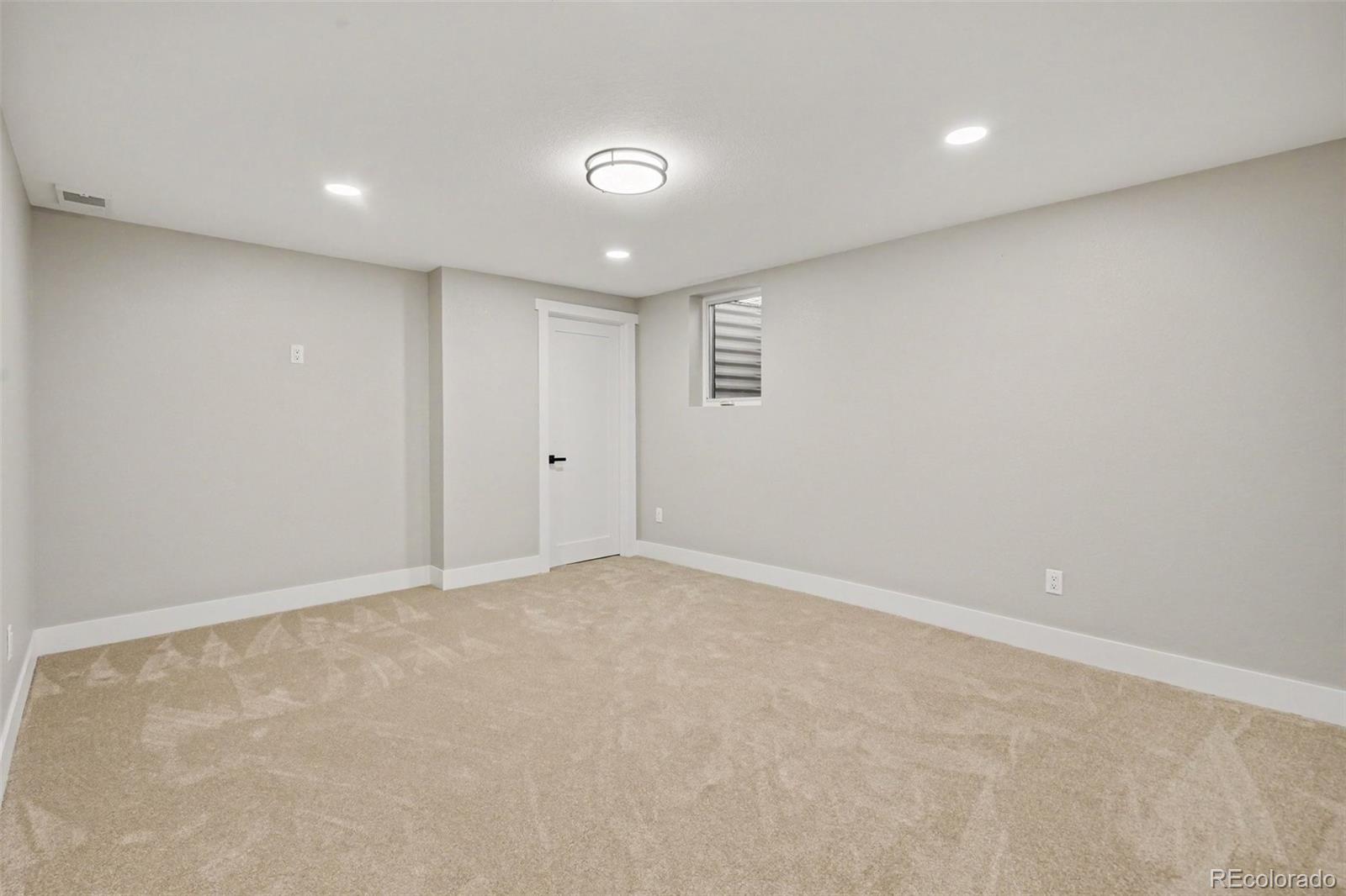 MLS Image #21 for 559  elbert way,denver, Colorado